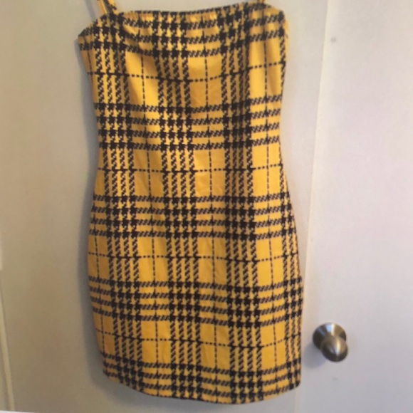 Dresses & Skirts - Gold and Black Strapless Sheath Mini Dress for Cocktail